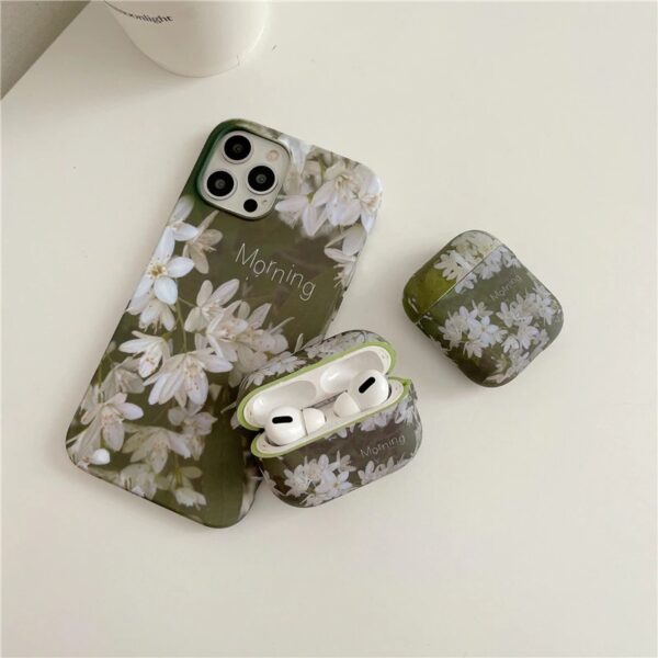 Retro Moring Floral Phone + Airpods Case