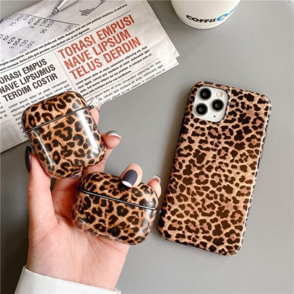 Retro Leopard Spot Painted Phone + AirPods Cases