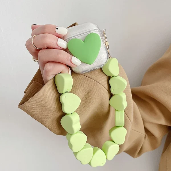 3D Heart Chain AirPods Case - Image 2