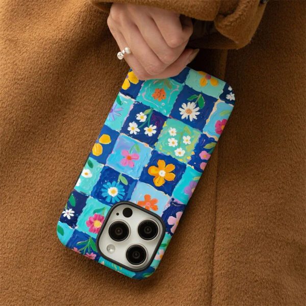 Retro Blue Box Case - Image 4