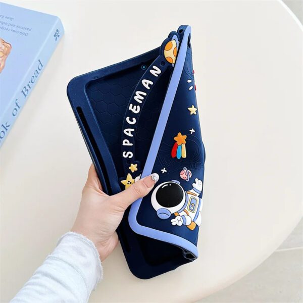Little Astronaut iPad Case - Image 5