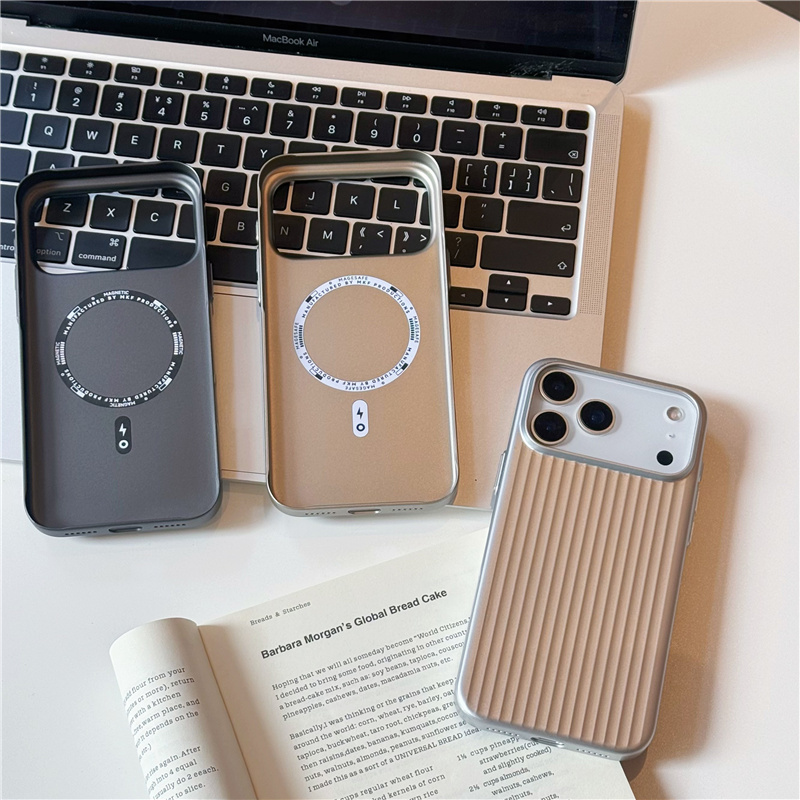 Matte MagSafe Ribbed Case - Image 2