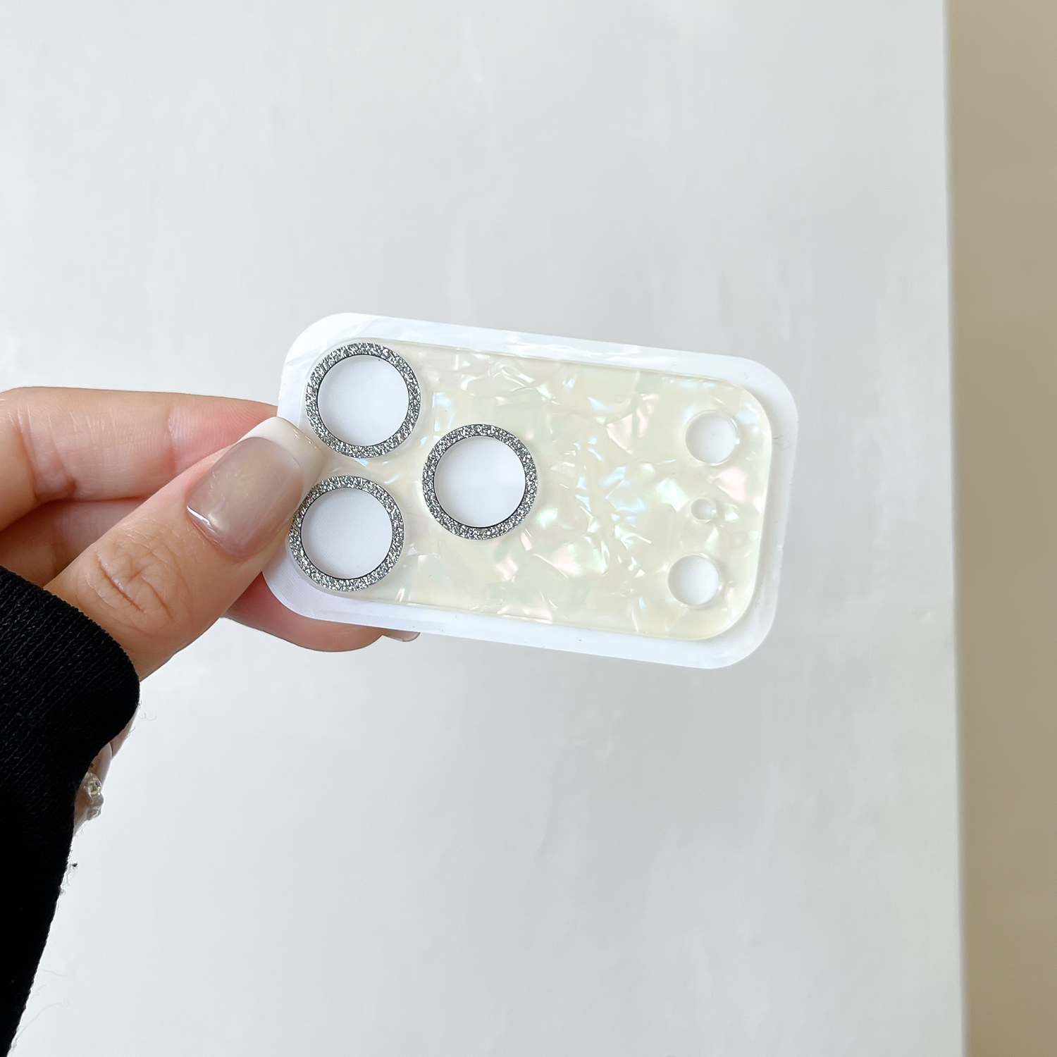 Luna Pearl Camera Lens Protector - Image 8