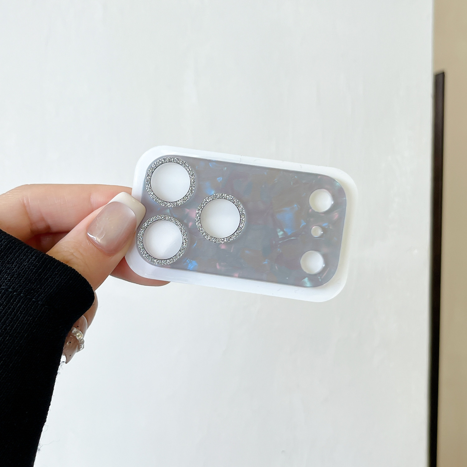Luna Pearl Camera Lens Protector - Image 5
