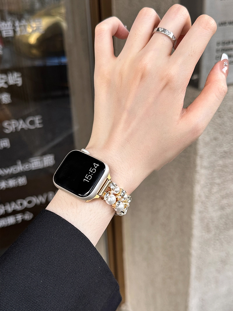 Royal Pearl Crystal Apple Watch Band - Image 2